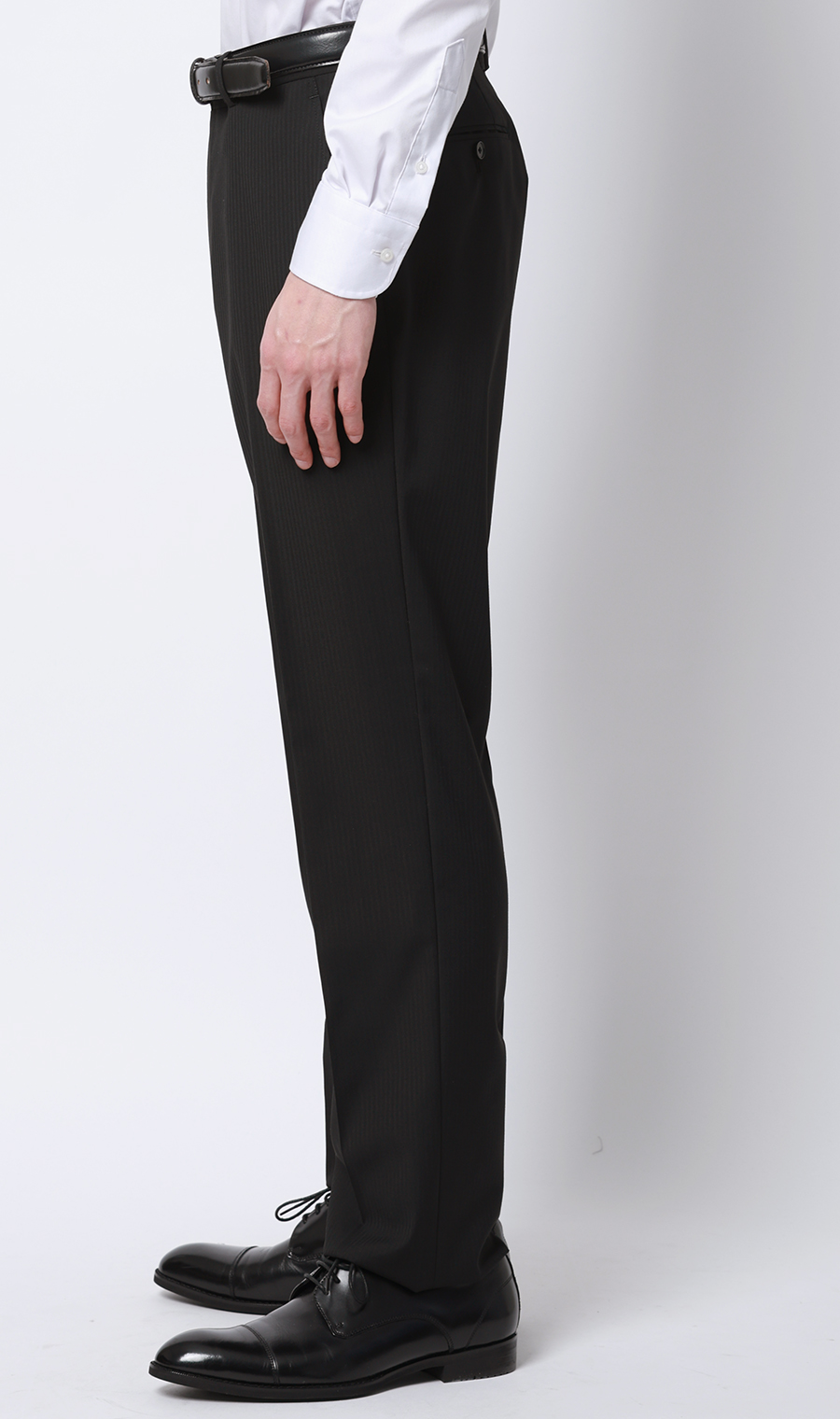 スタイリッシュスーツ【スリーピース】【Plastics Smart】 ブラック 体型:YA体(スリム型),号数（身長）:3号(160cm)