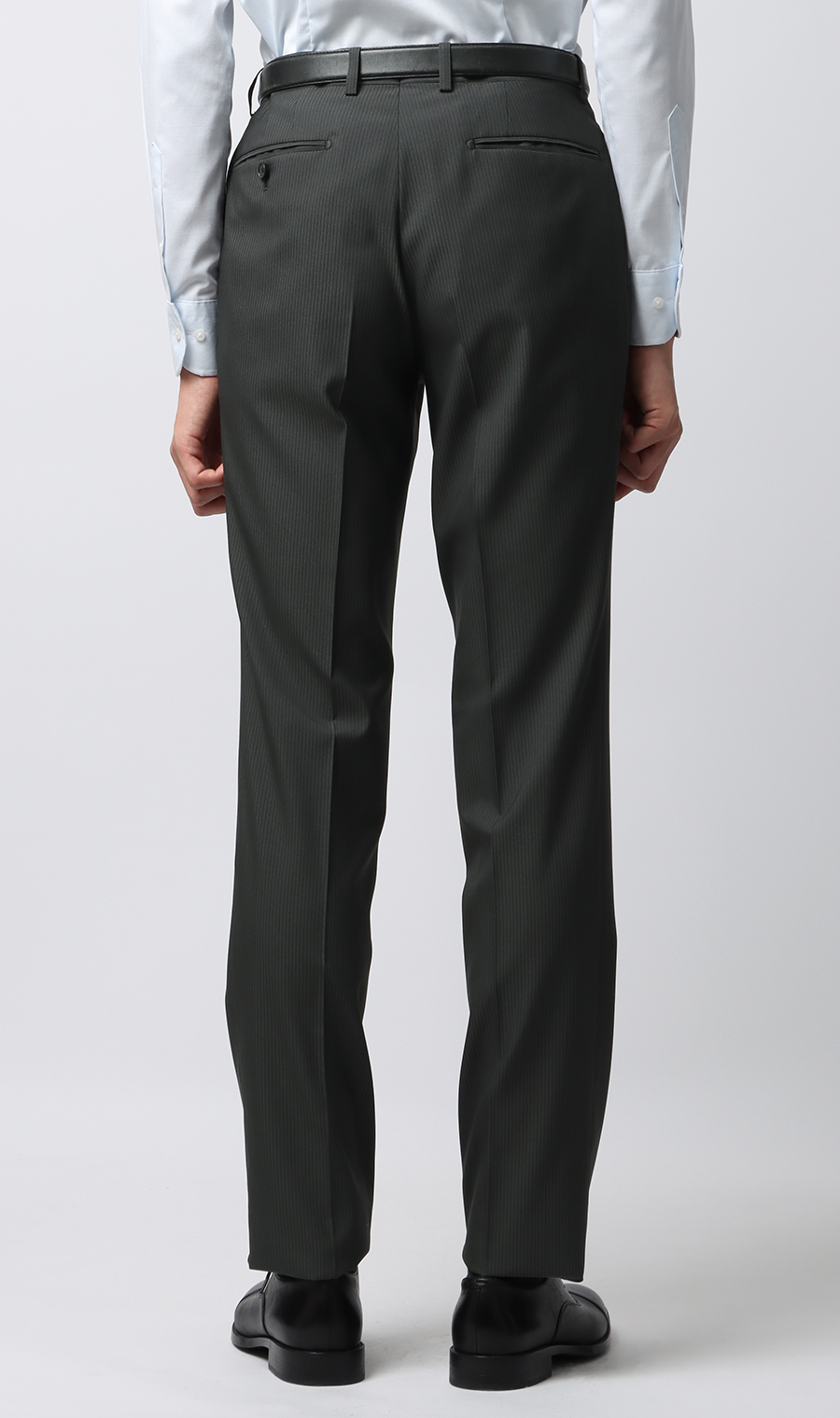 时尚套装 【三件套】 【Plastics Smart】 灰色体型:YA体 (修身型)，号数 (身高) :4号 (165cm)