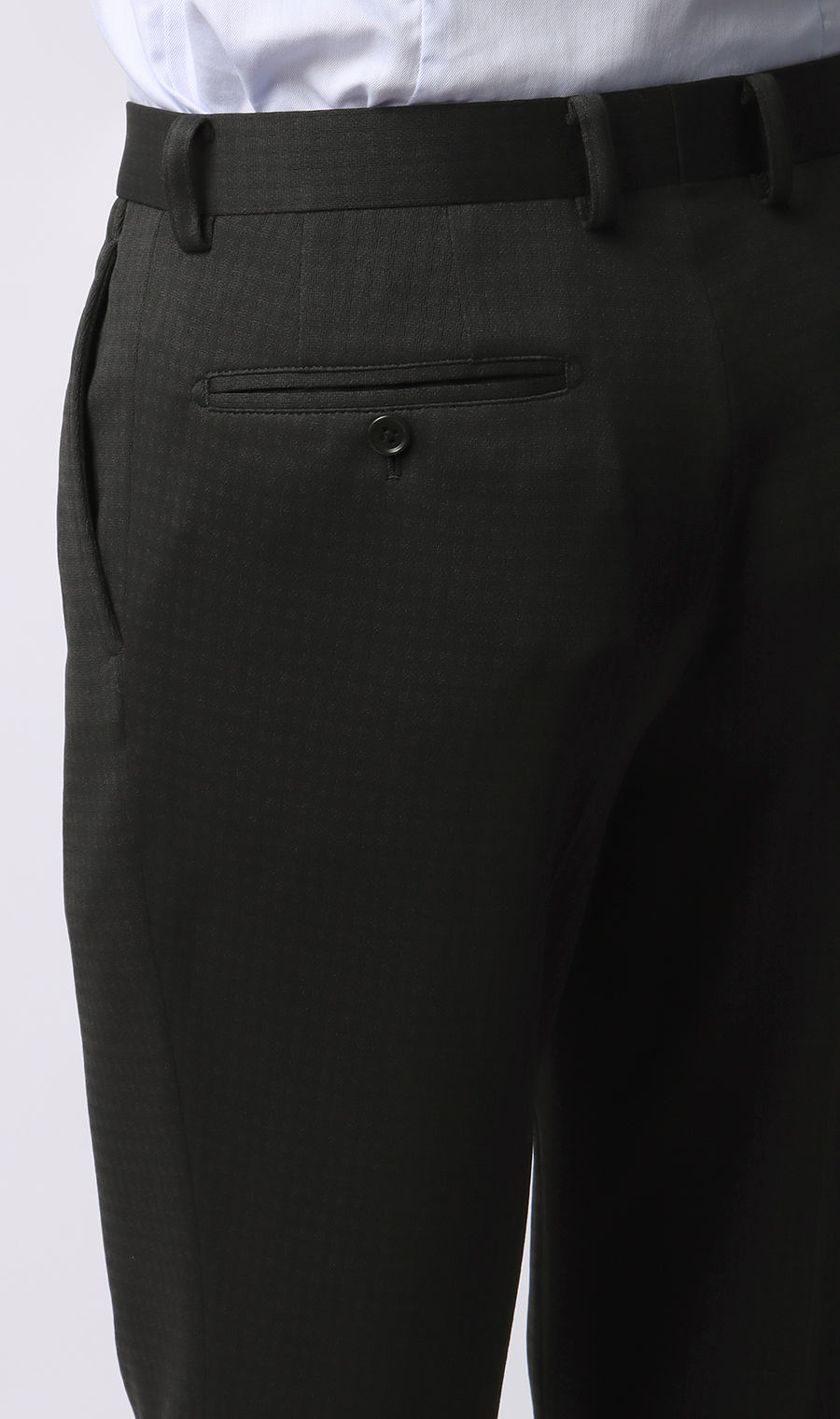 時尚套裝 【三件套】 【TioTio PREMIUM】 【ACTIVEXPAND】 黑色體型:YA體 (修身型)，號數 (身高) :3號 (160cm)