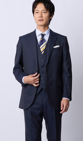 【新品】洋服の青山3ピーススーツ　サイズBE7 メンズスリーピーススーツ/スーツ/ビジネス/メンズの商品