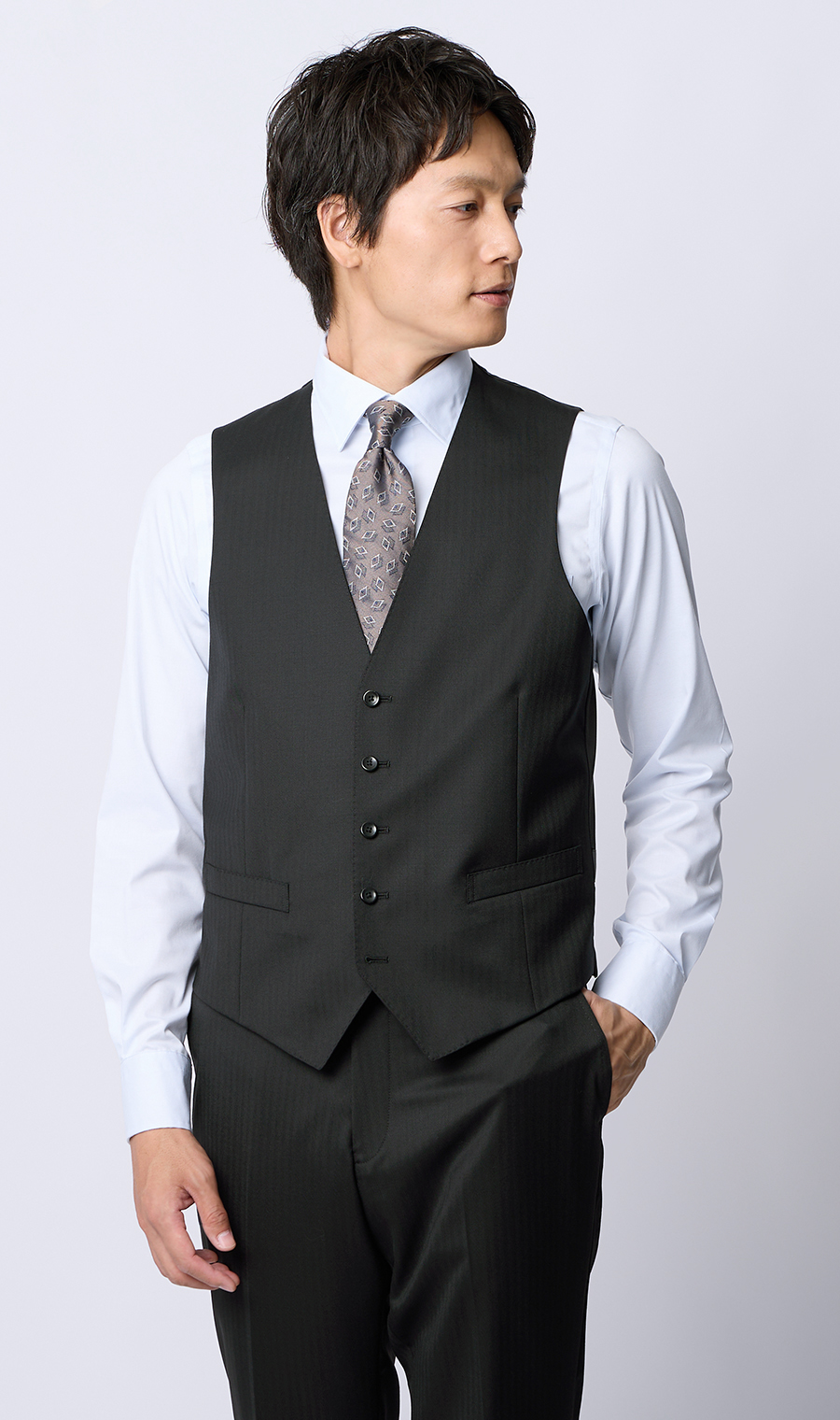 プレミアムスタイリッシュスーツ【スリーピース】【Super100’s】 ブラック 体型:YA体(スリム型),号数(身長):3号(160cm)