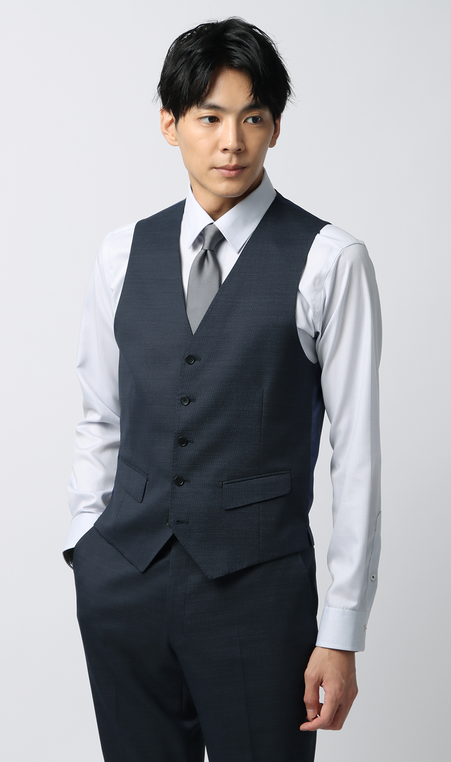 スタイリッシュスーツ【スリーピース】【Plastics Smart】 ネイビー 体型:BE体(ゆったり型),号数（身長）:8号(185cm)