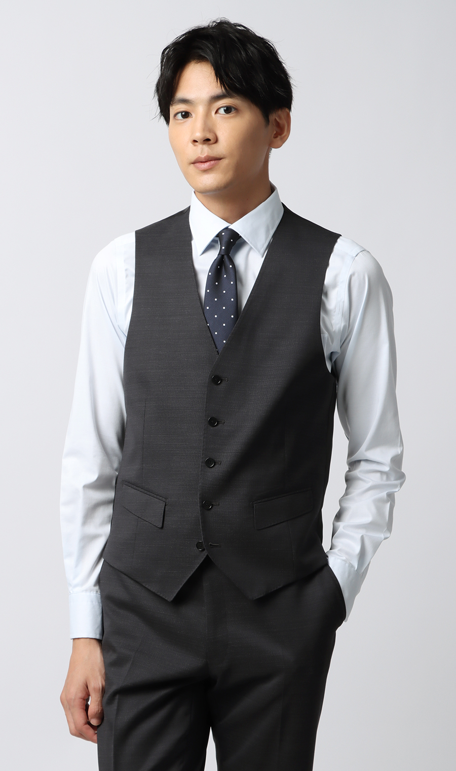 スタイリッシュスーツ【スリーピース】【Plastics Smart】 チャコール 体型:BE体(ゆったり型),号数（身長）:8号(185cm)