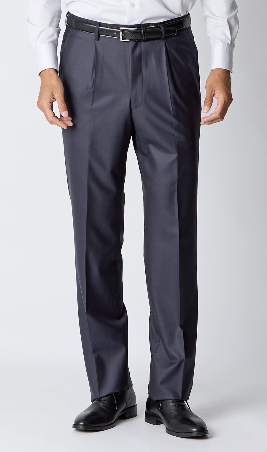 プレミアムスタンダードスーツ【DORMEUIL】【15POINT7】 ネイビー 体型:A体(標準型),号数（身長）:5号(170cm)