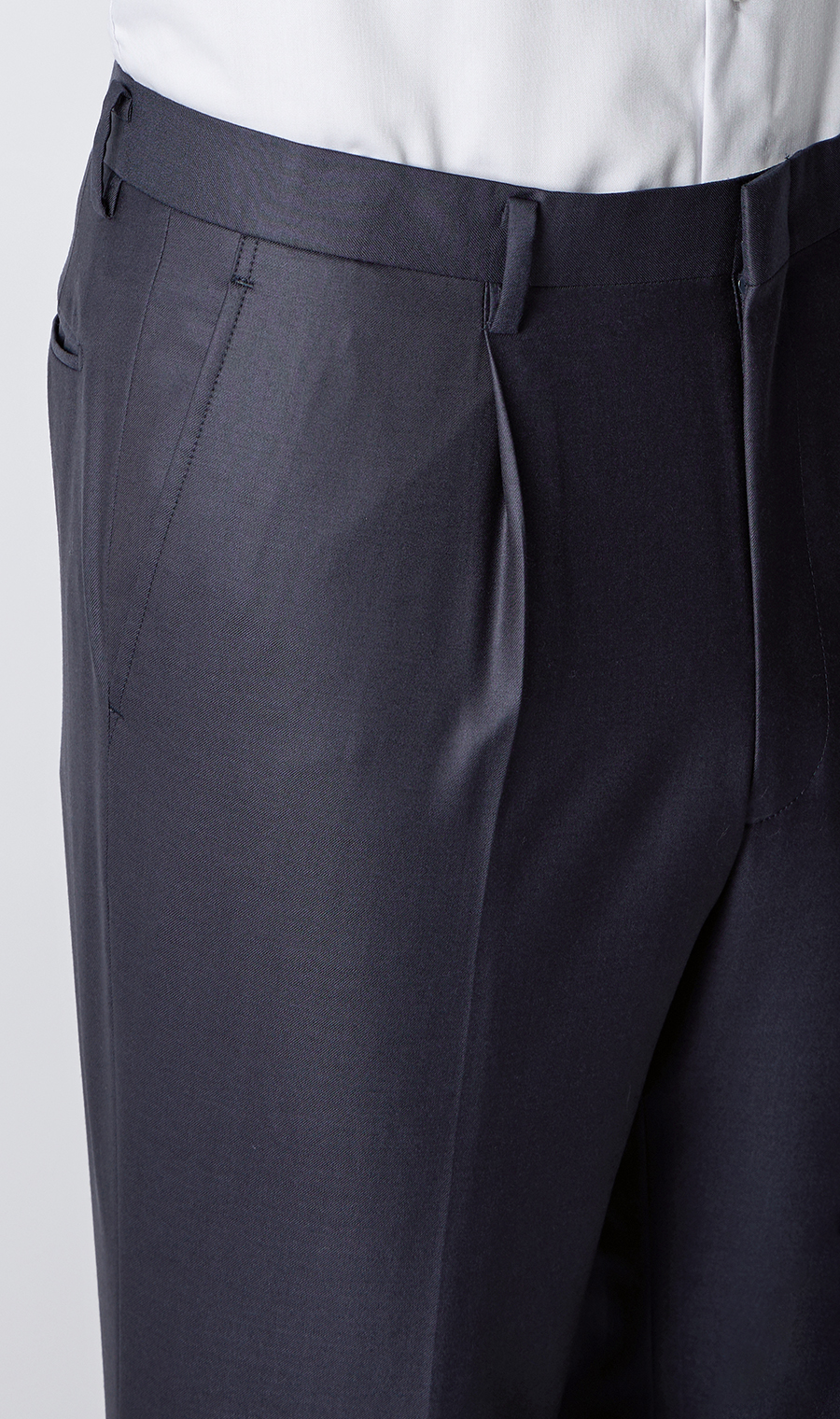 プレミアムスタンダードスーツ【DORMEUIL】【15POINT7】 ネイビー 体型:A体(標準型),号数（身長）:5号(170cm)