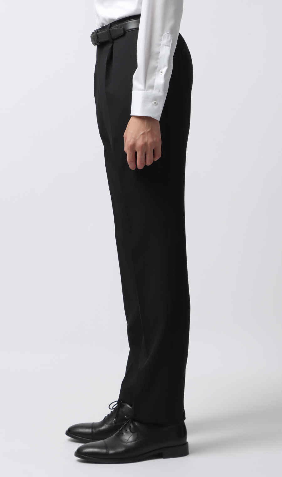 スタイリッシュスーツ【ウォッシャブル】 ブラック系 体型:YA体(スリム型),号数（身長）:3号(160cm)