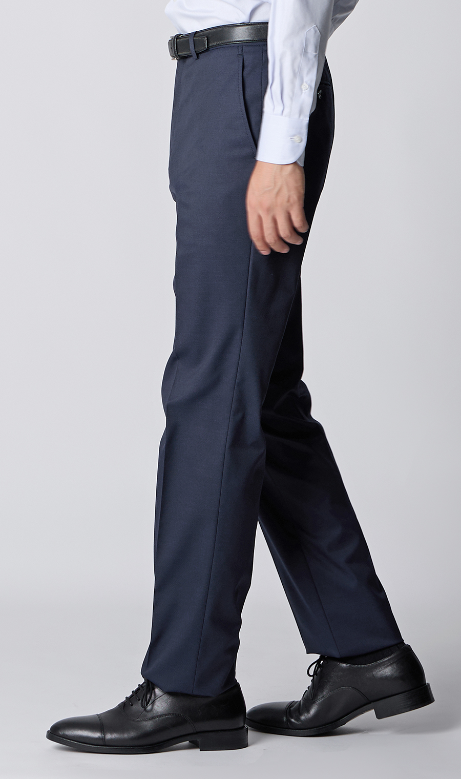 スタイリッシュスーツ【肩くるしくないスーツ】【Plastics Smart】 ネイビー 体型:BE体(ゆったり型),号数(身長):6号(175cm)