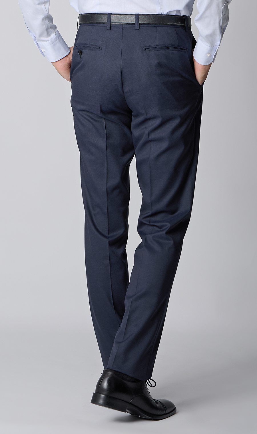 スタイリッシュスーツ【肩くるしくないスーツ】【Plastics Smart】 ネイビー 体型:BE体(ゆったり型),号数(身長):6号(175cm)