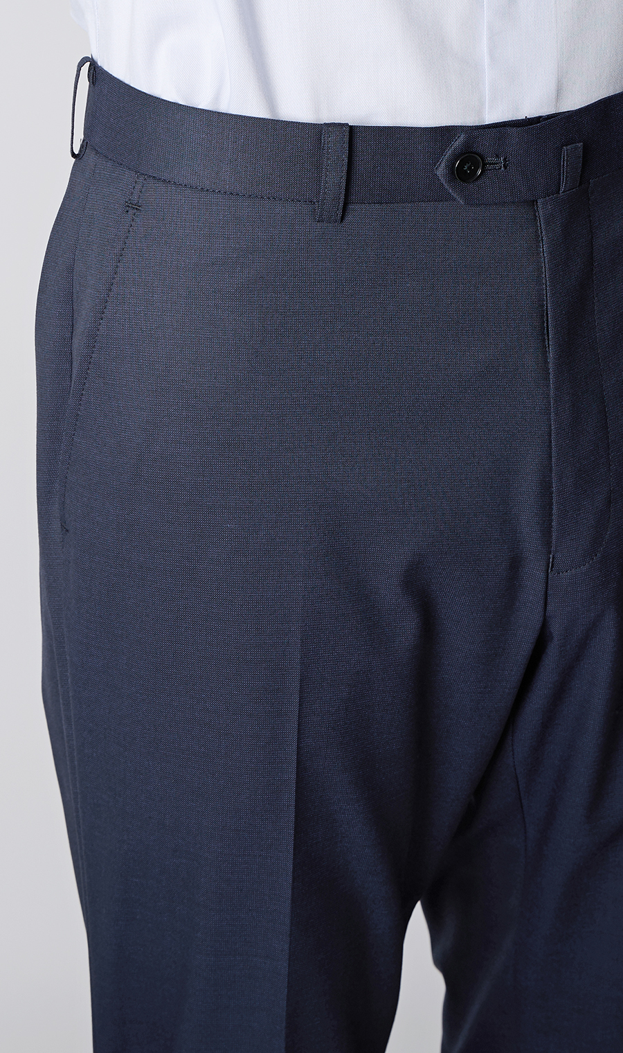 スタイリッシュスーツ【肩くるしくないスーツ】【Plastics Smart】 ネイビー 体型:BE体(ゆったり型),号数(身長):6号(175cm)