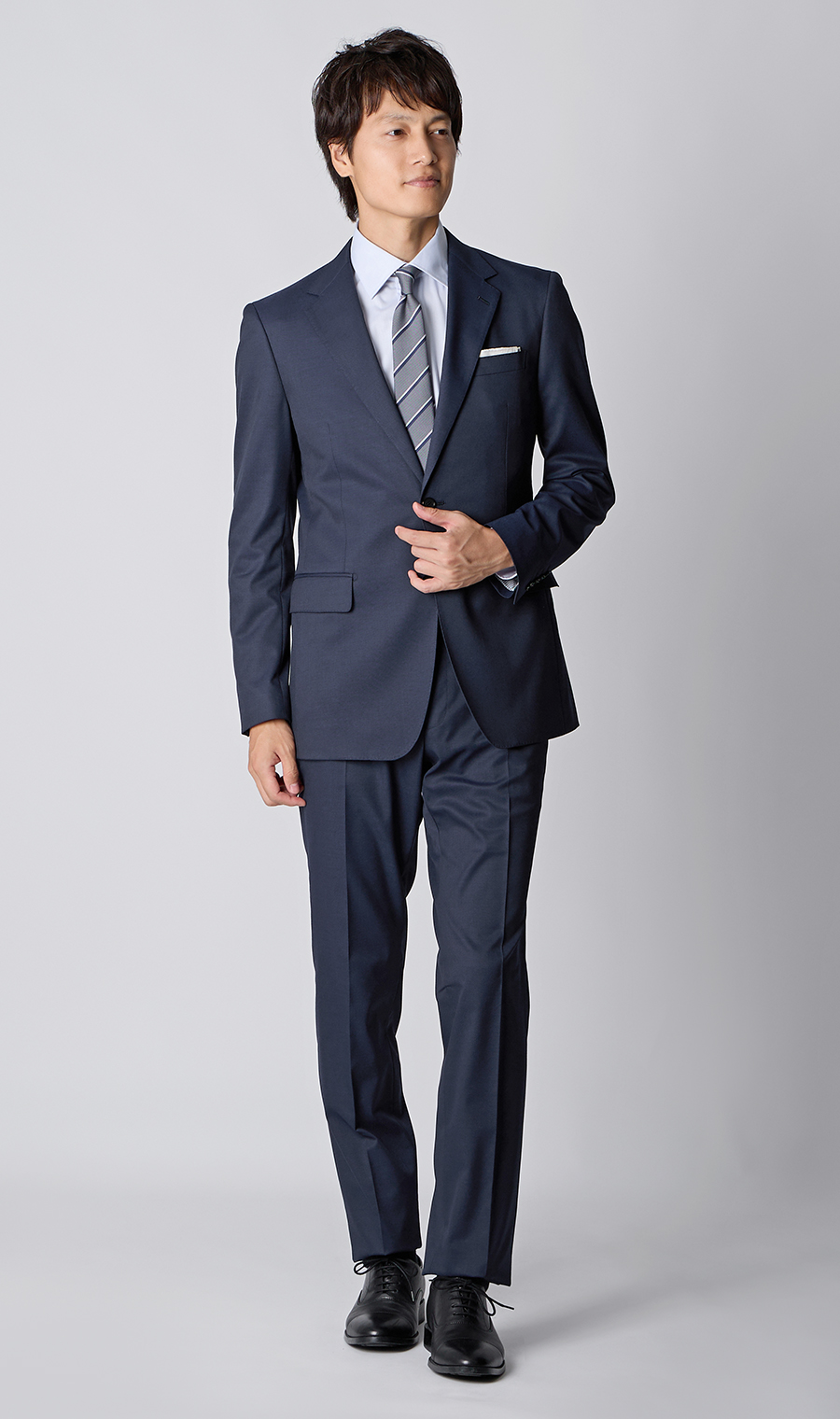 スタイリッシュスーツ【肩くるしくないスーツ】【Plastics Smart】 ネイビー 体型:BE体(ゆったり型),号数(身長):6号(175cm)