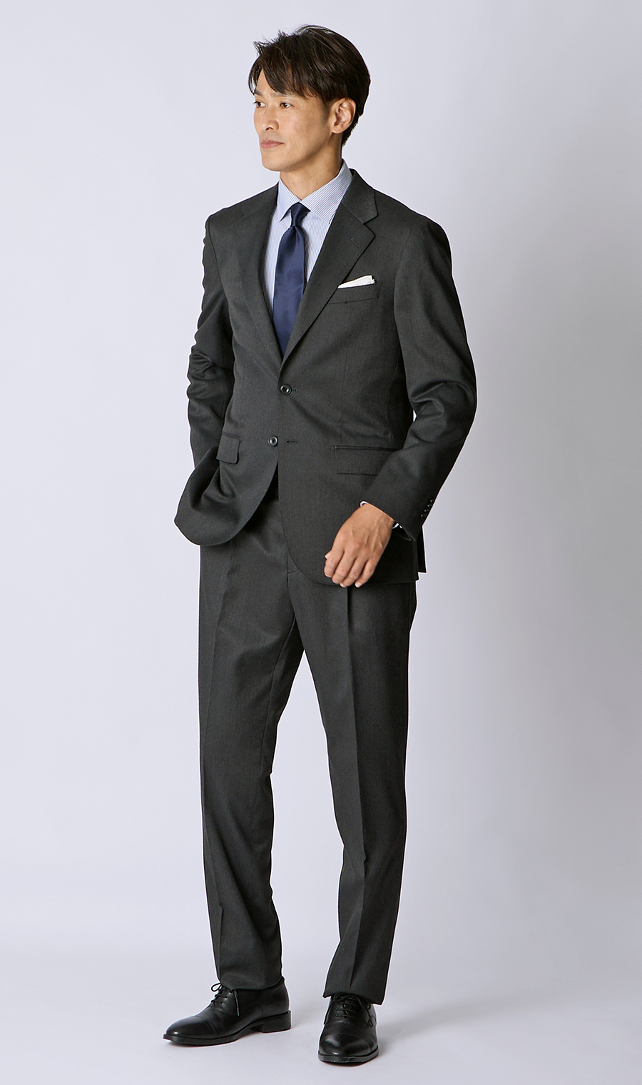 时尚套装 【3颗钮扣反折】 【WEAR SHiFT】 炭灰色体型:YA体 (修身型)，号数 (身高) :3号 (160cm)