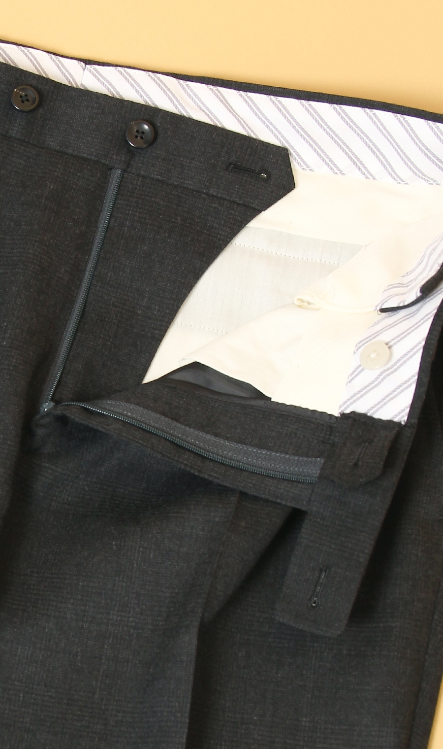 プレミアムスタイリッシュスーツ【御幸毛織】【made in Japan PRIDE】 グレー 体型:YA体(スリム型),号数（身長）:6号(175cm)