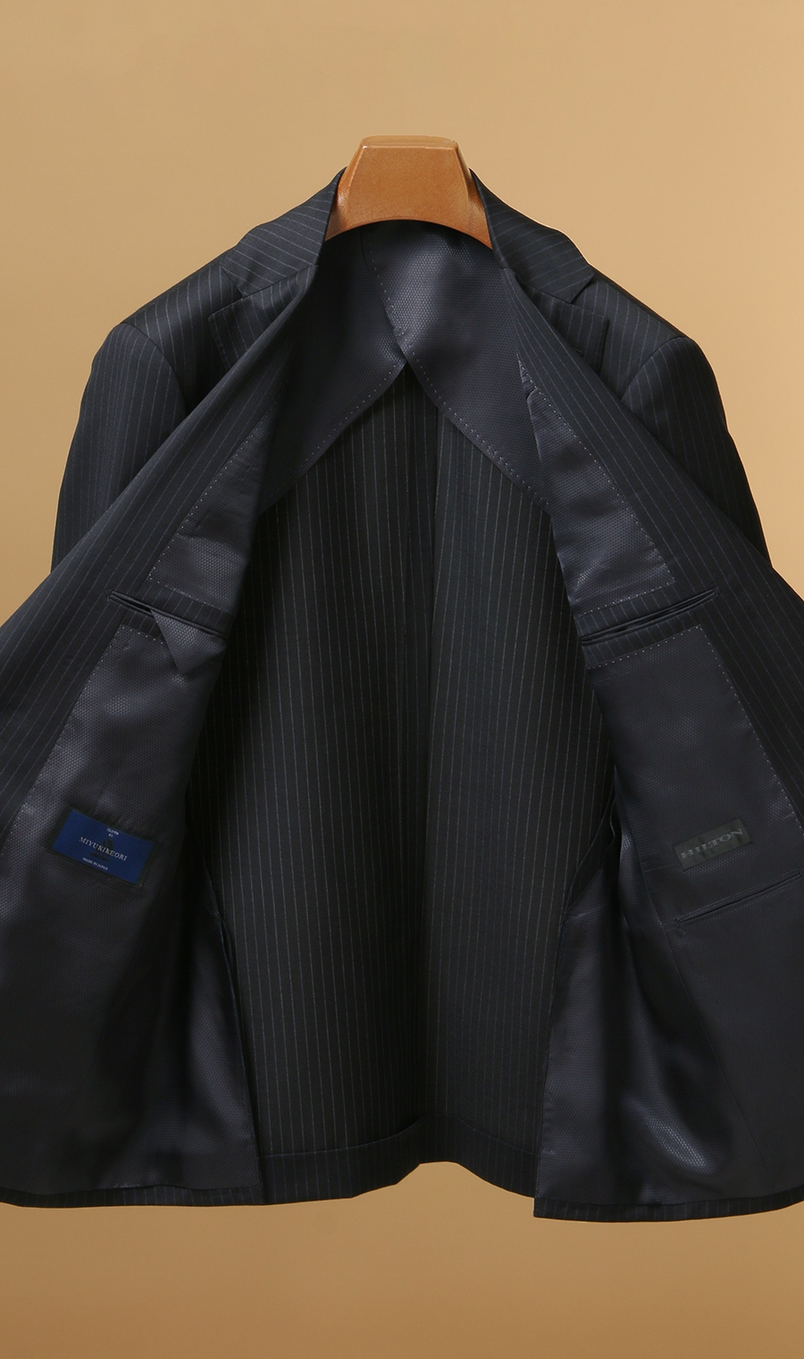 プレミアムスタイリッシュスーツ【御幸毛織】【made in Japan PRIDE】 ネイビー 体型:YA体(スリム型),号数（身長）:3号(160cm)