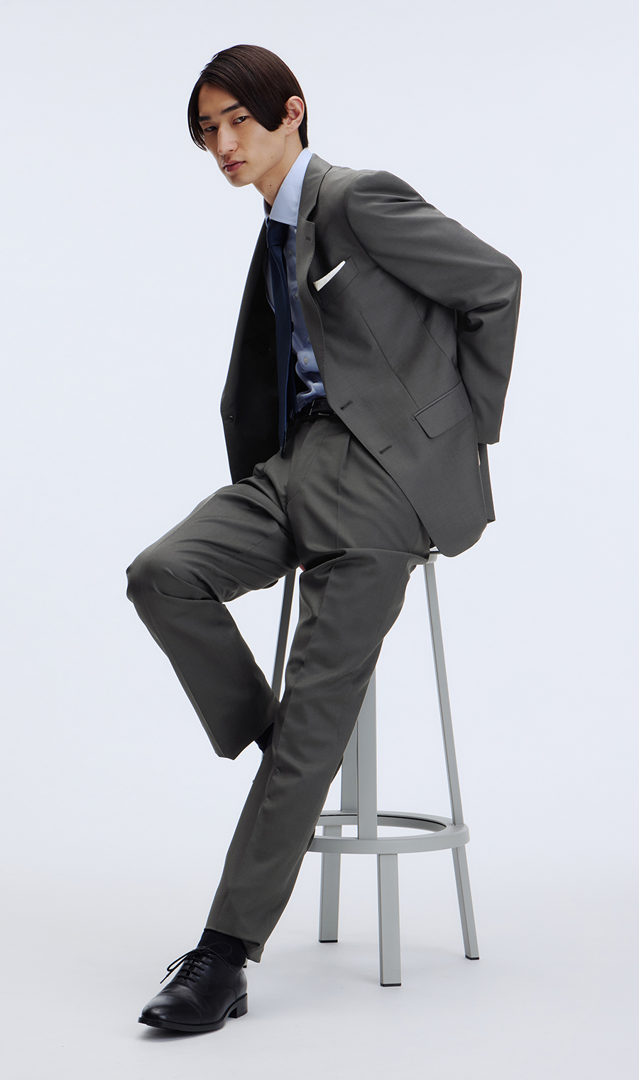 プレミアムスタイリッシュスーツ【GUABELLO】 グレー 体型:YA体(スリム型),号数（身長）:3号(160cm)