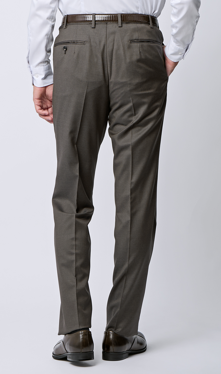 プレミアムスタイリッシュスーツ【GUABELLO】 ブラウン 体型:YA体(スリム型),号数（身長）:3号(160cm)