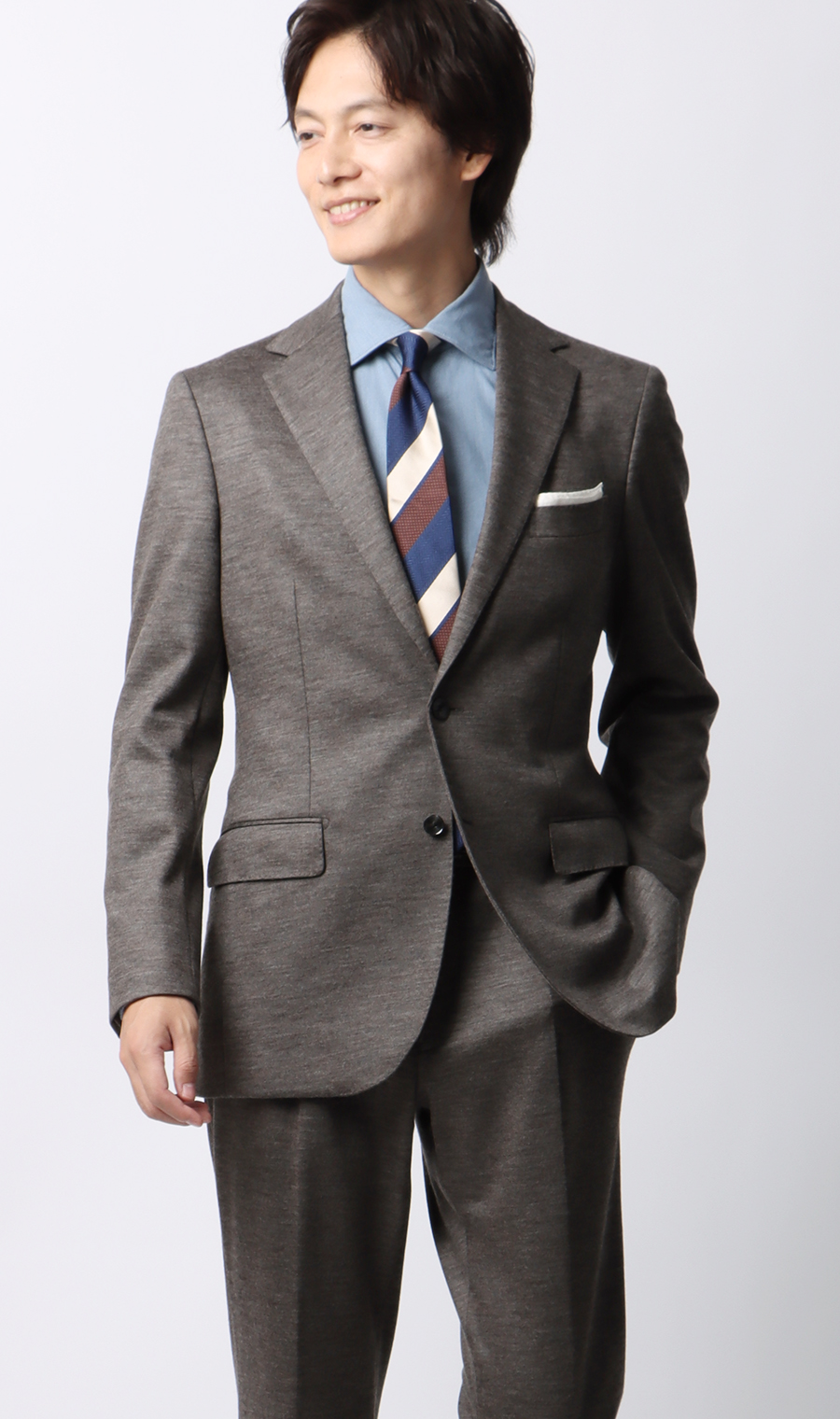 プレミアムスタイリッシュスーツ【ADVANCE MODEL】 グレージュ 体型:AB体(がっちり型),号数(身長):6号(175cm)