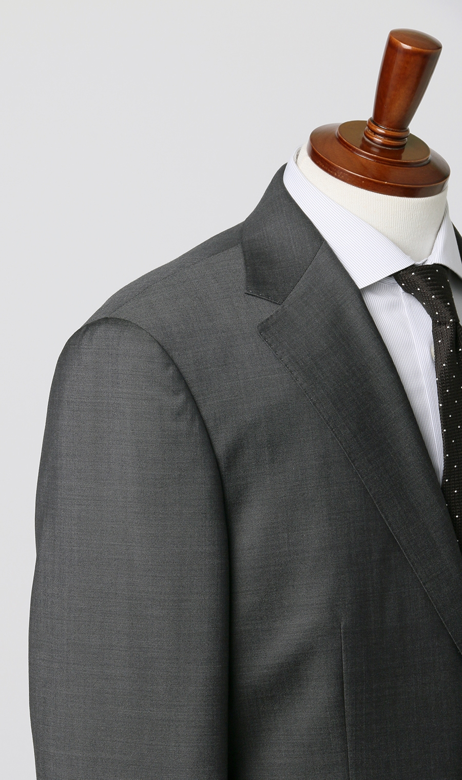 プレミアムスタイリッシュスーツ【E,ZEGNA】【Traveller】 グレー 体型:AB体(がっちり型),号数（身長）:4号(165cm)