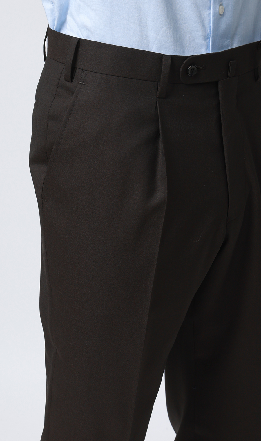 プレミアムスタイリッシュスーツ【GUABELLO】 ブラウン 体型:A体(標準型),号数（身長）:4号(165cm)