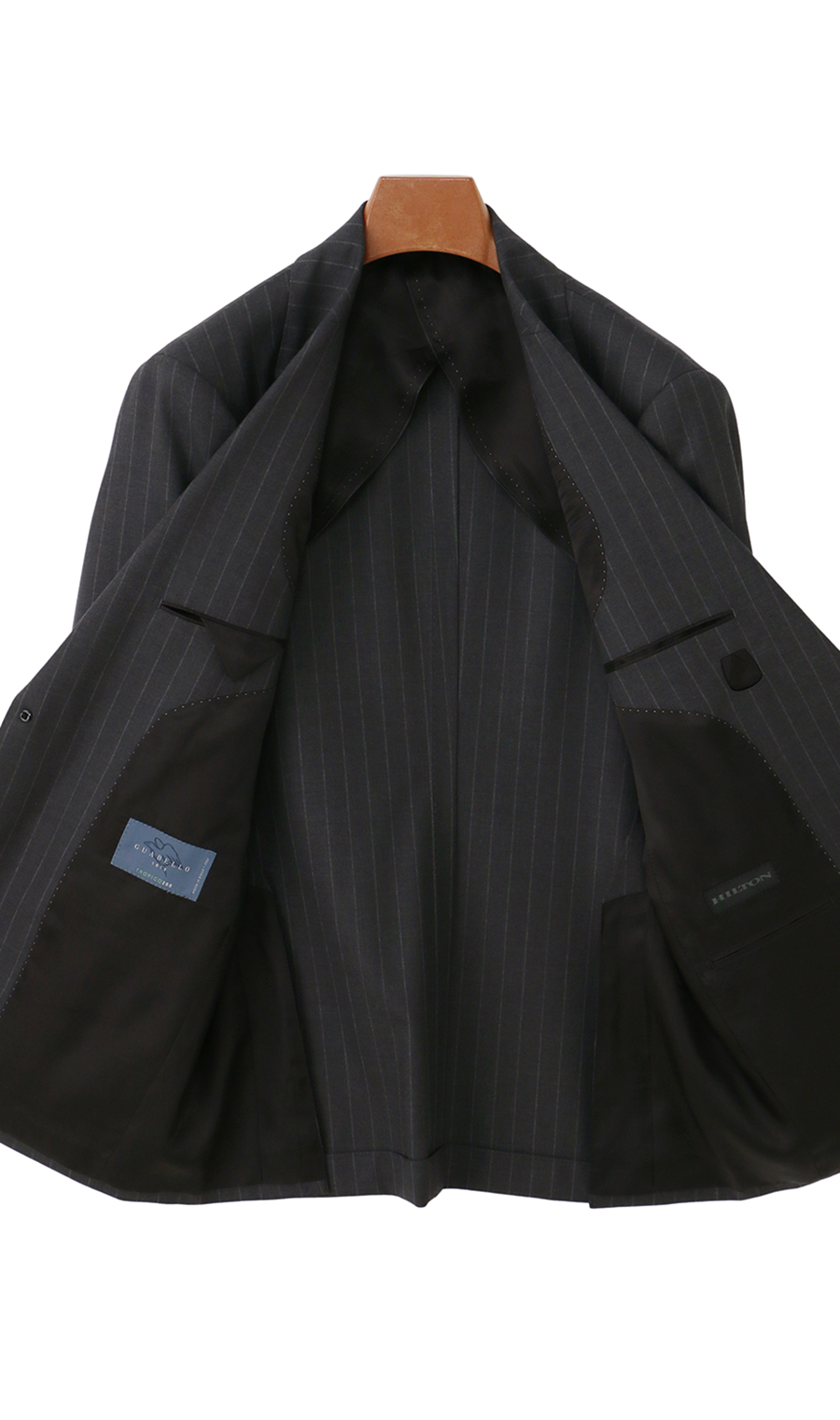 プレミアムスタイリッシュスーツ【GUABELLO】 チャコール 体型:A体(標準型),号数（身長）:4号(165cm)