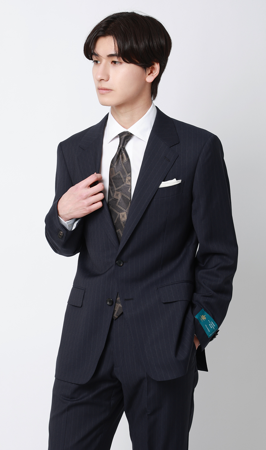 プレミアムスタイリッシュスーツ【CERRUTI】 ネイビー 体型:A体(標準型),号数（身長）:4号(165cm)