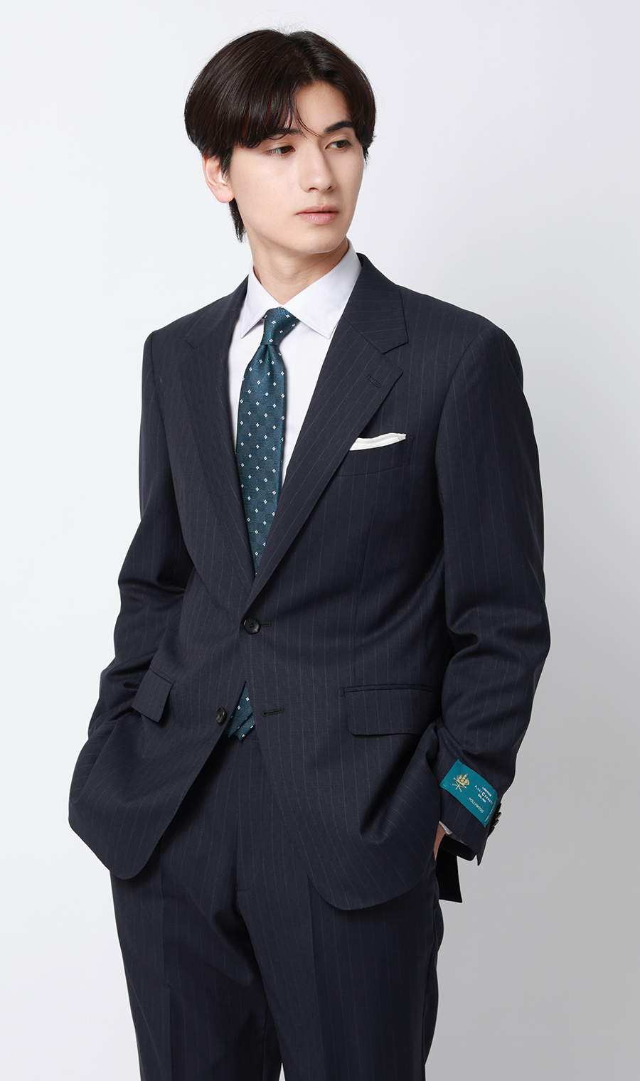 プレミアムスタイリッシュスーツ【CERRUTI】 ネイビー 体型:A体(標準型),号数（身長）:4号(165cm)