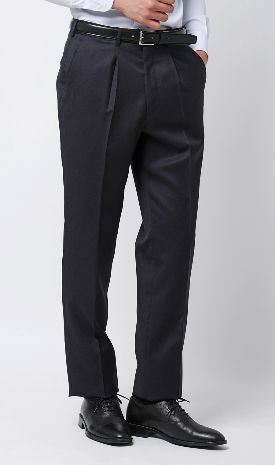 プレミアムスタイリッシュスーツ【Ermenegildo Zegna】 ネイビー 体型:YA体(スリム型),号数（身長）:4号(165cm)