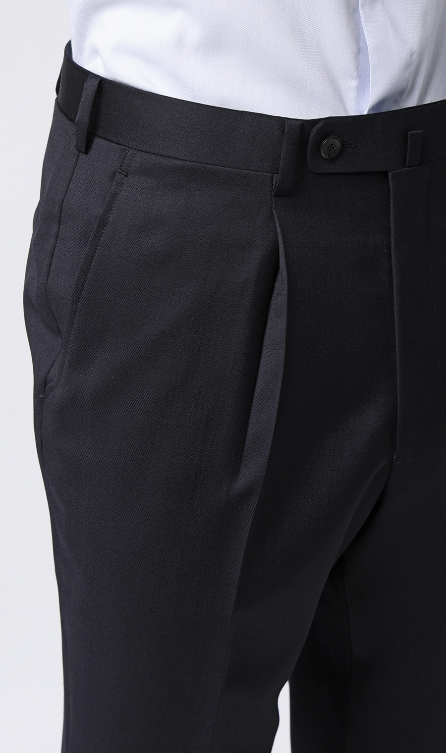 プレミアムスタイリッシュスーツ【Ermenegildo Zegna】 ネイビー 体型:YA体(スリム型),号数（身長）:4号(165cm)