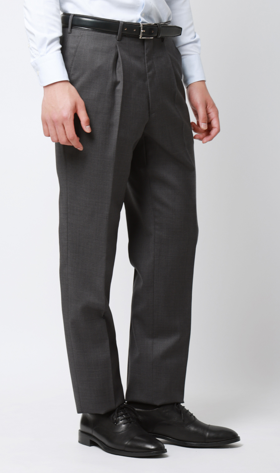プレミアムスタイリッシュスーツ【Ermenegildo Zegna】 グレー 体型:A体(標準型),号数（身長）:4号(165cm)