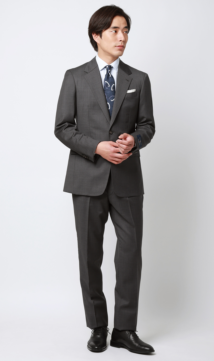 プレミアムスタイリッシュスーツ【Ermenegildo Zegna】 グレー 体型:A体(標準型),号数（身長）:4号(165cm)