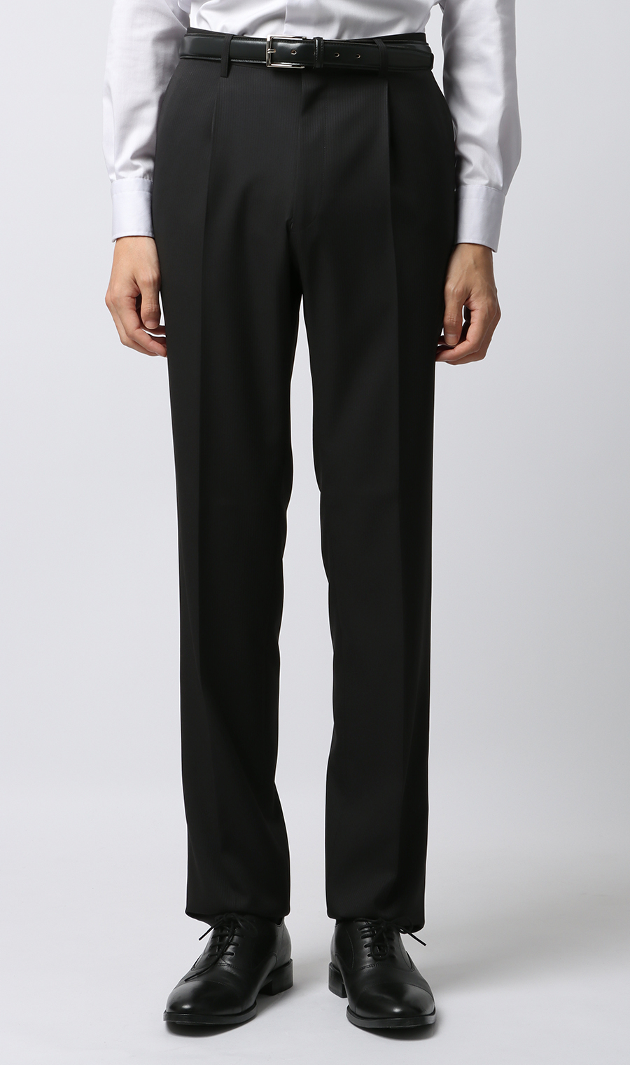 スタイリッシュスーツ【ウォッシャブル】 ブラック 体型:YA体(スリム型),号数（身長）:4号(165cm)