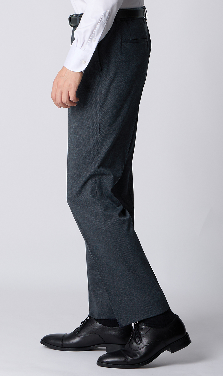 ゼロプレッシャーテーラー【シングル2ボタンスーツ】【裾上げ済み】 ネイビー 体型:A体(標準型),号数（身長）:4号(165cm)