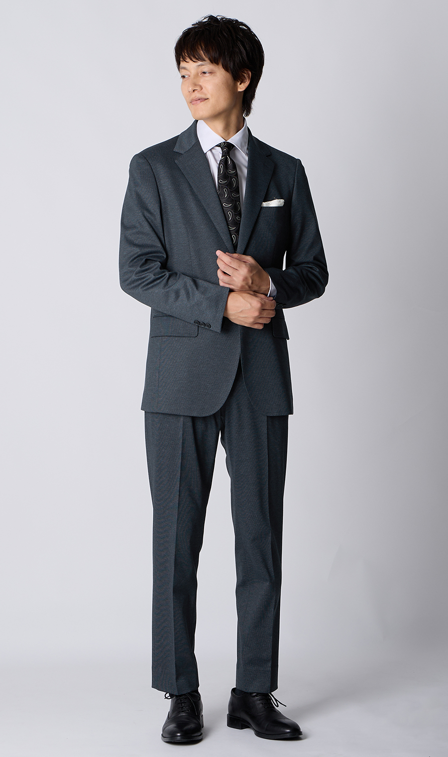 ゼロプレッシャーテーラー【シングル2ボタンスーツ】【裾上げ済み】 ネイビー 体型:A体(標準型),号数（身長）:4号(165cm)