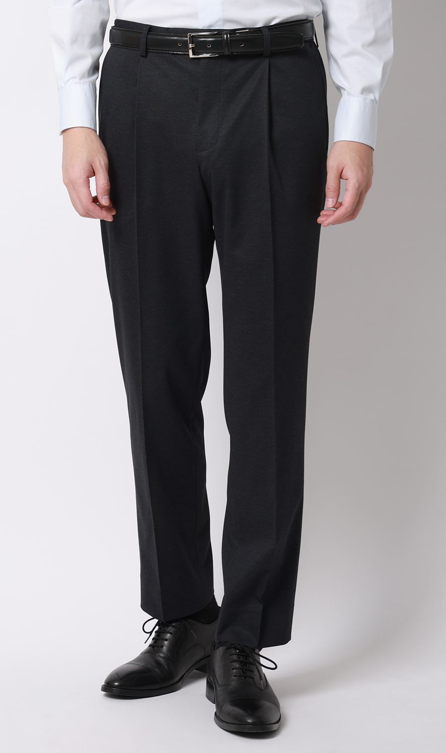 ゼロプレッシャーテーラー【シングル2ボタンスーツ】【裾上げ済み】 ネイビー 体型:BE体(ゆったり型),号数(身長):7号(180cm)