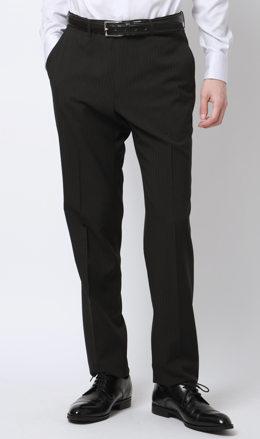 スタイリッシュスーツ【肩くるしくないスーツ】【ツーパンツ】【Plastics Smart】 ブラック 体型:YA体(スリム型),号数（身長）:4号(165cm)