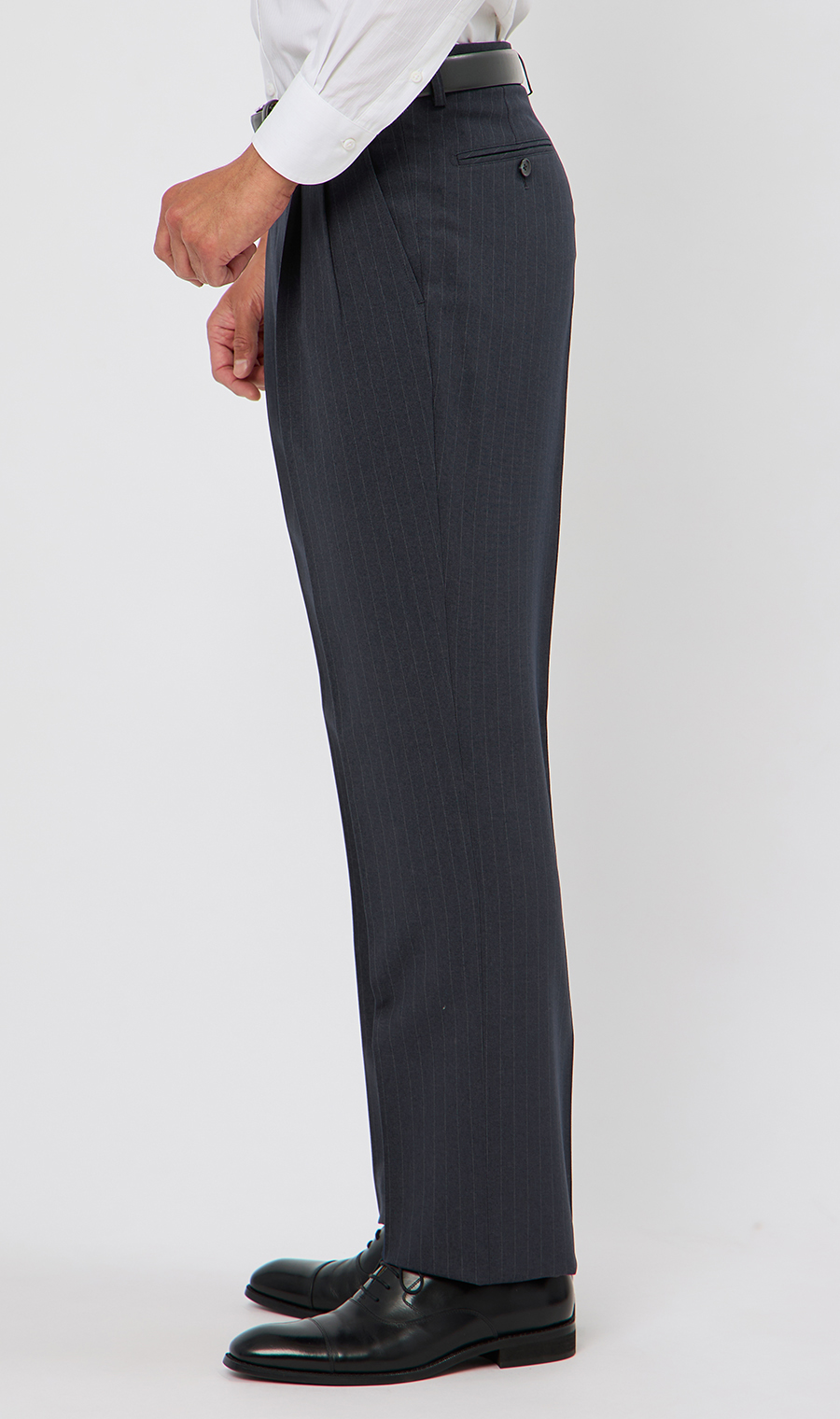 スタンダードスーツ【肩くるしくないスーツ】【ツーパンツ】【Plastics Smart】 ネイビー 体型:BE体(ゆったり型),号数(身長):6号(175cm)