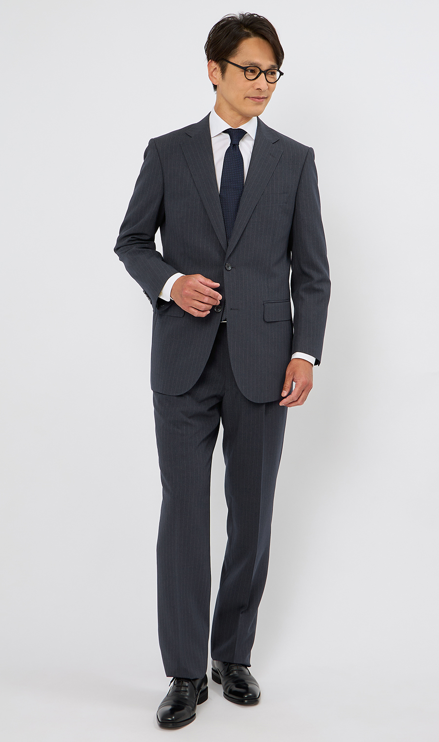 スタンダードスーツ【肩くるしくないスーツ】【ツーパンツ】【Plastics Smart】 ネイビー 体型:BE体(ゆったり型),号数(身長):6号(175cm)