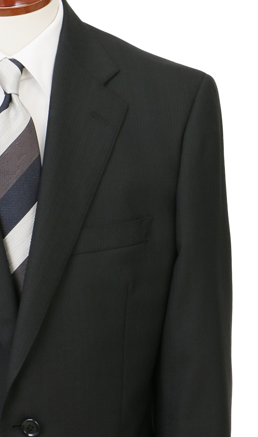 标准西装 【两裤】 【Plastics Smart】 黑色体型:AB体 (紧身型)，号数 (身高) :4号 (165cm)