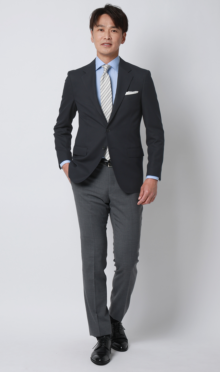 スタイリッシュジャケット【3ボタン段返り】【WEAR SHiFT】 ネイビー S