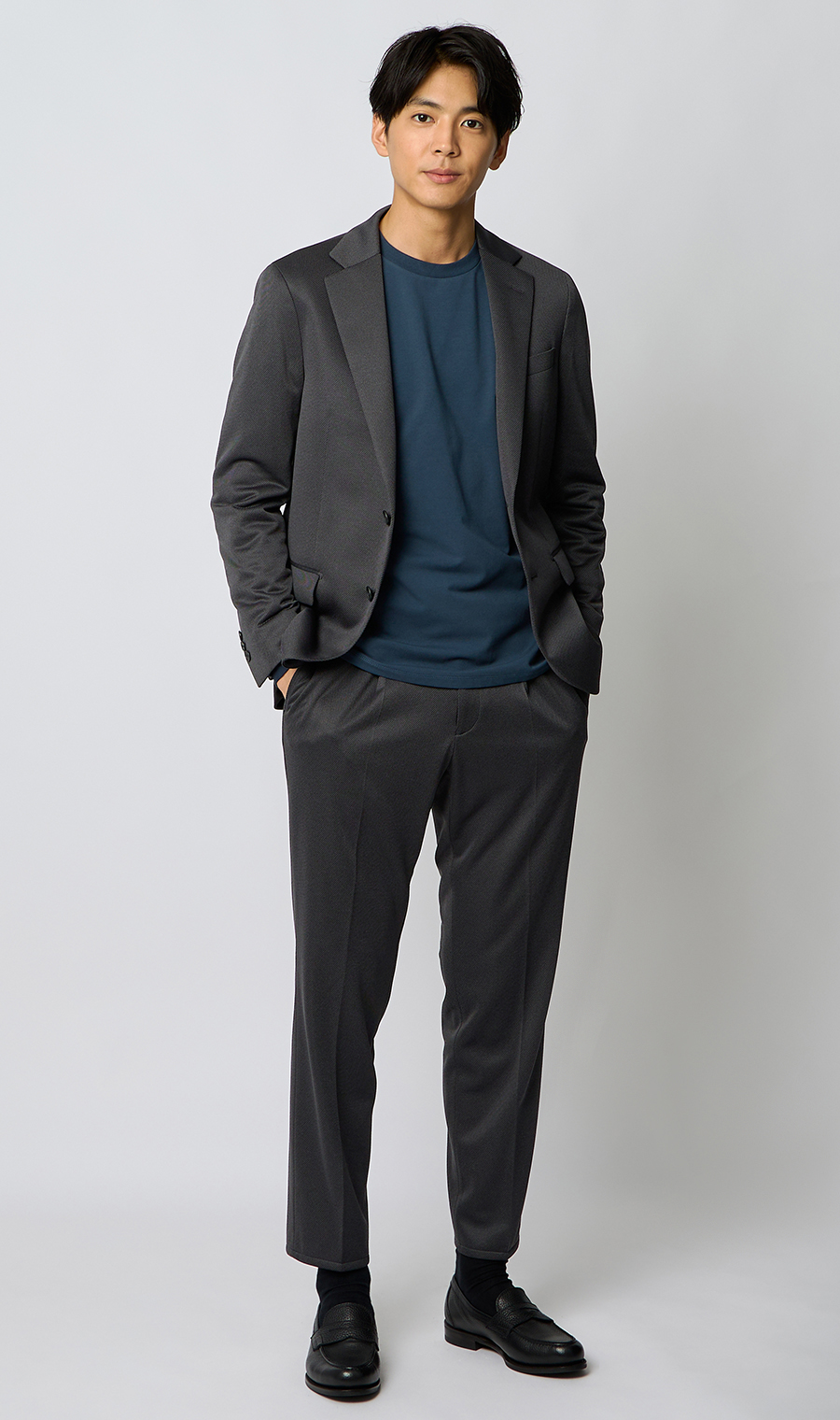 スタイリッシュスラックス【KARUISHI】【＃すごスラ】【セットアップ着用可】【裾上げ済み】 チャコール S