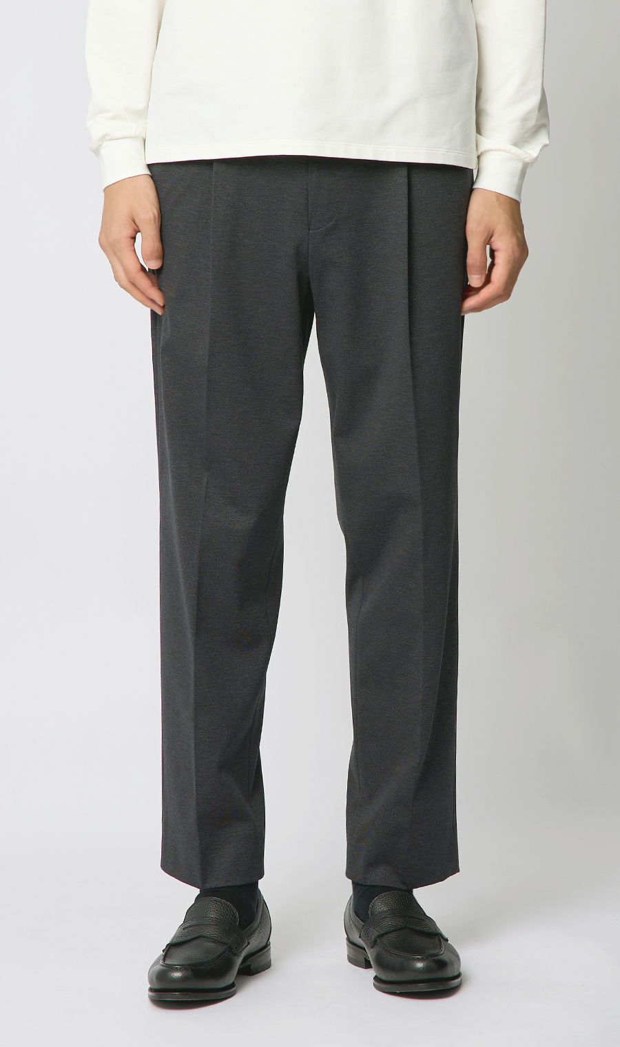 ルーズフィットスラックス【セットアップ着用可】【裾上げ済み】 チャコール S