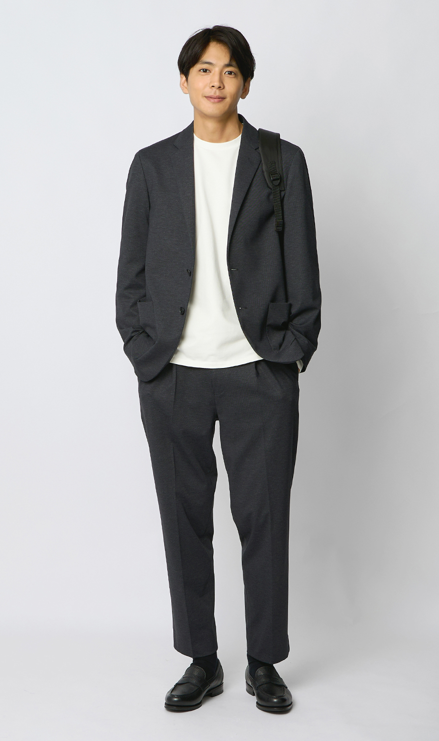 ルーズフィットスラックス【セットアップ着用可】【裾上げ済み】 チャコール S