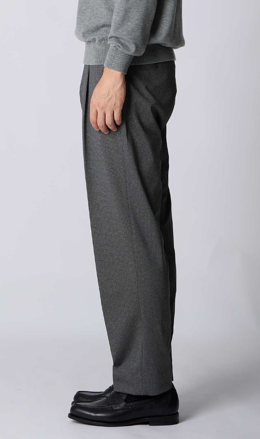 ルーズフィットスラックス【セットアップ着用可】【裾上げ済み】 グレー S