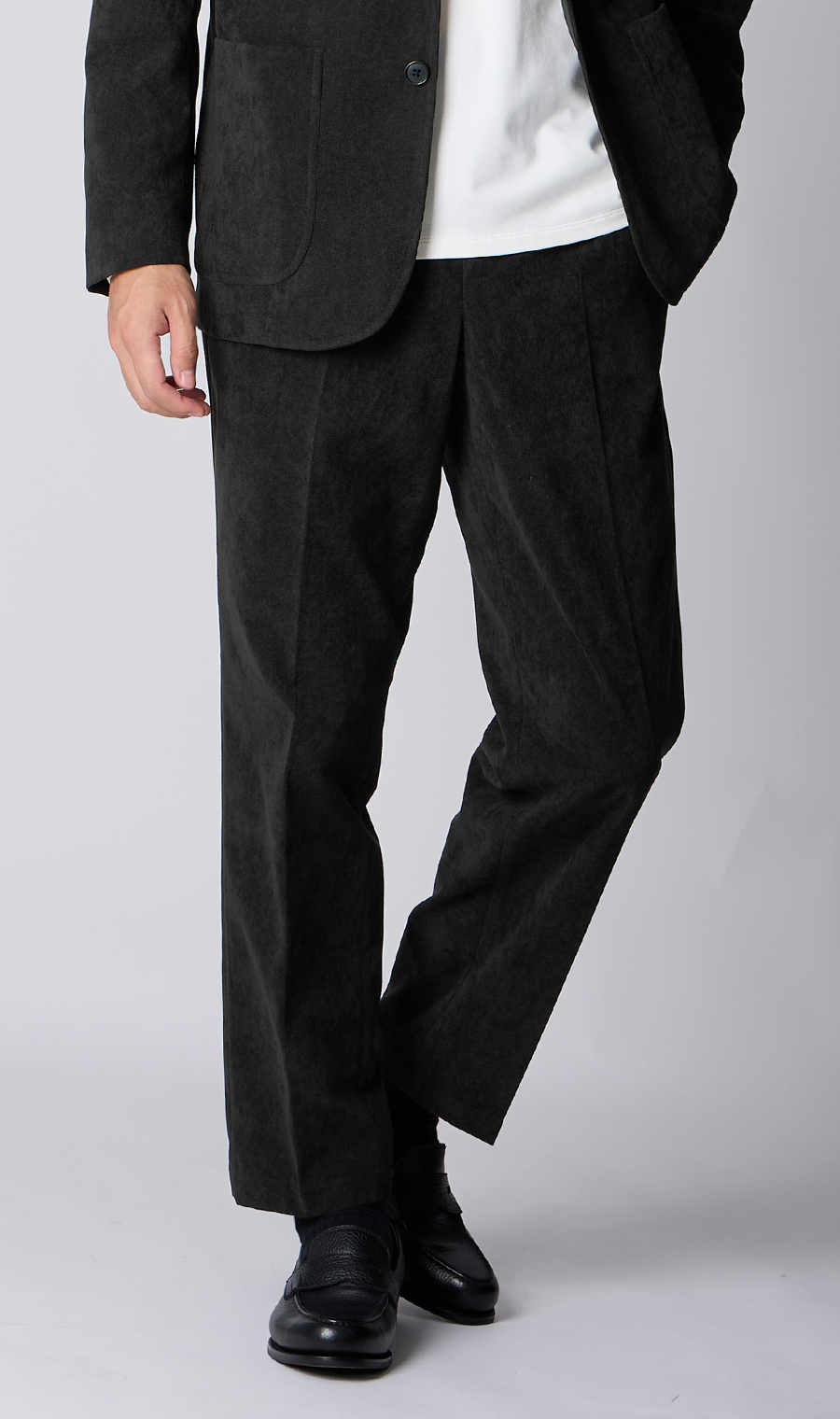 ルーズフィットスラックス【コーデュロイ】【セットアップ着用可】【裾上げ済み】 ブラック S