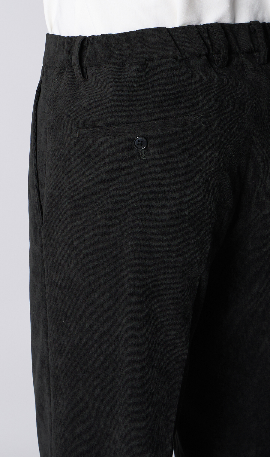 ルーズフィットスラックス【コーデュロイ】【セットアップ着用可】【裾上げ済み】 ブラック S