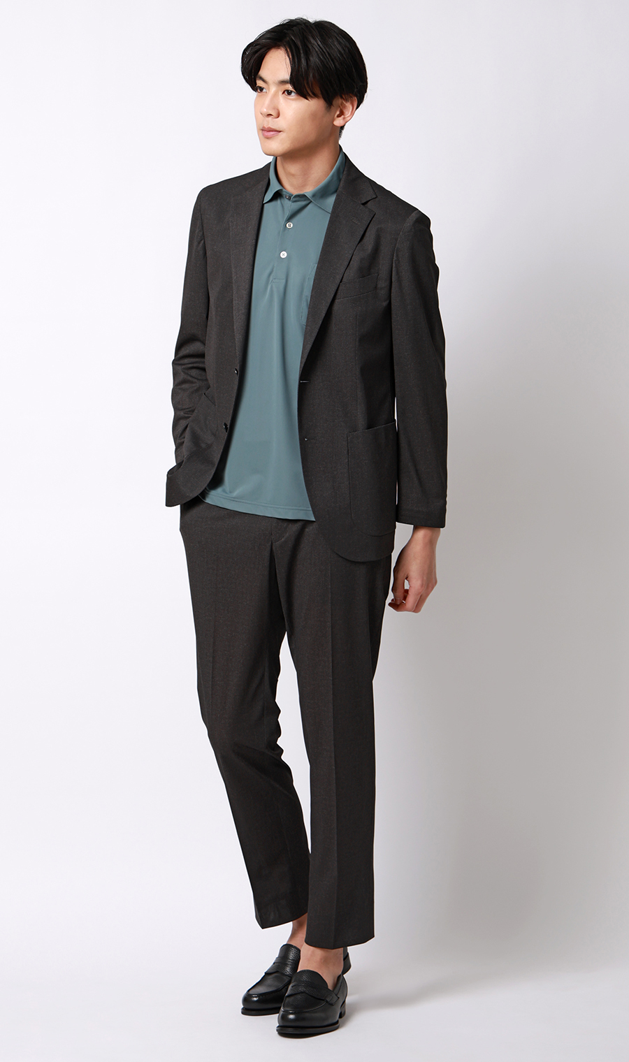 スタイリッシュスラックス【超軽量】【セットアップ着用可】【裾上げ済み】 チャコール M