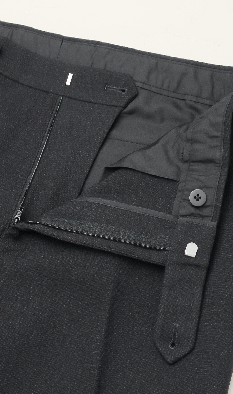 No-tuck tapered pants (can be worn as a set) Black S