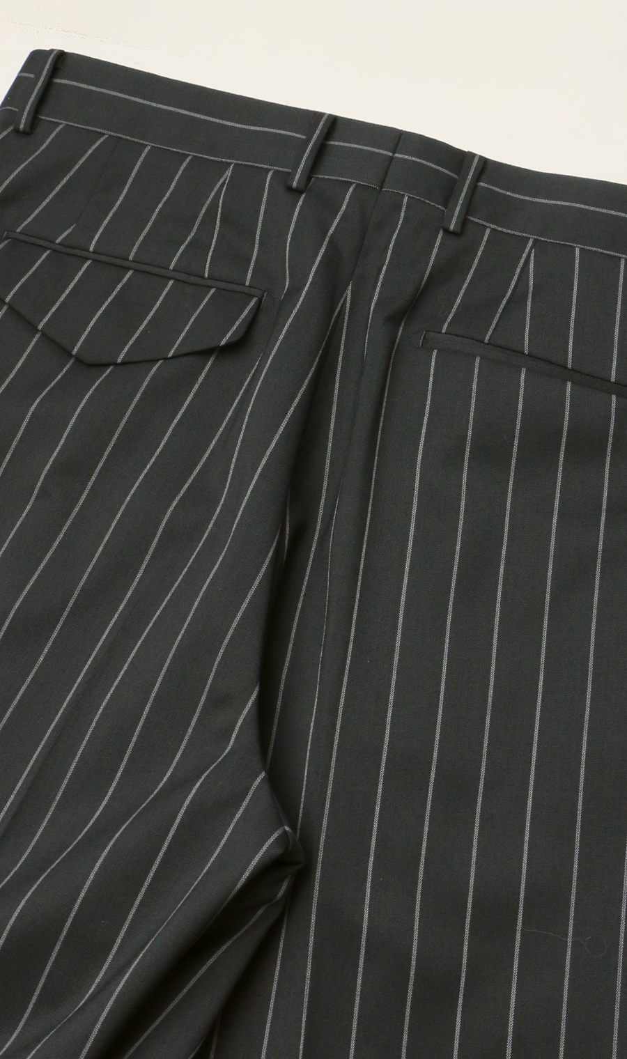 ツープリーツパンツ【セットアップ着用可】 ブラック S