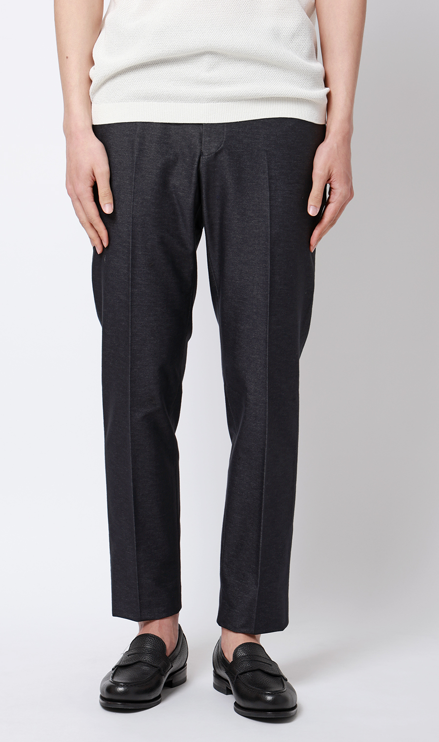 ノープリーツテーパードパンツ【セットアップ着用可】 ネイビー S