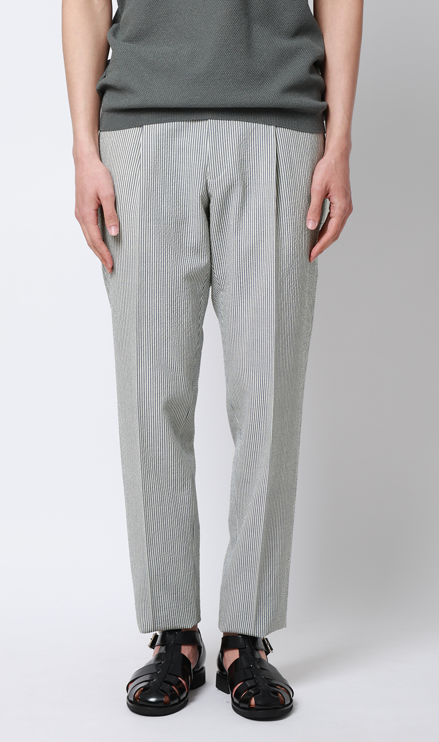 ワンプリーツテーパードパンツ【セットアップ着用可】 ブルー S