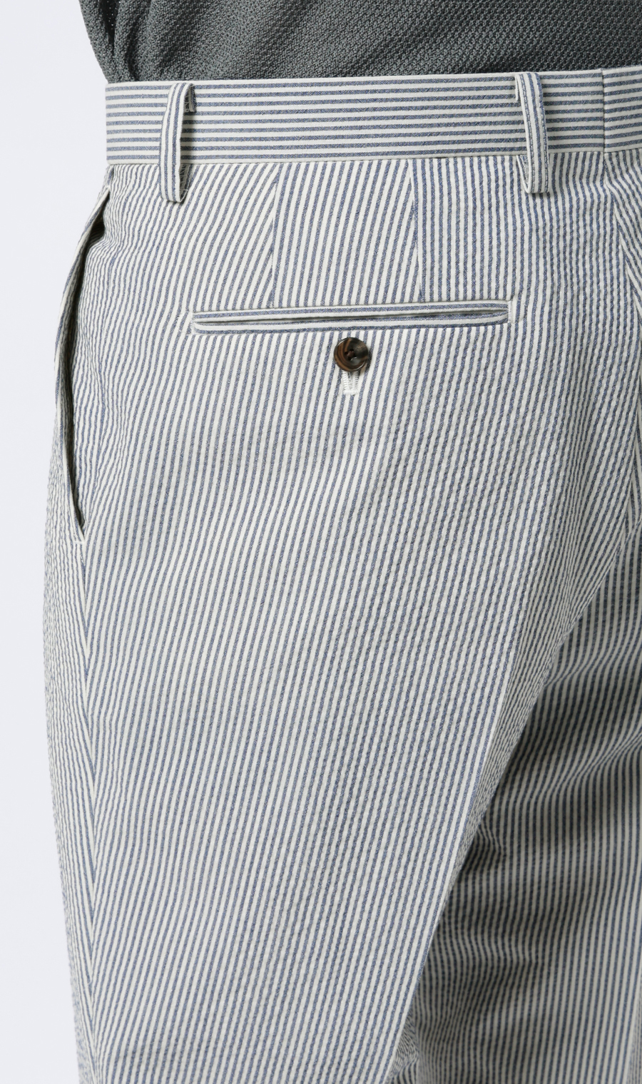 ワンプリーツテーパードパンツ【セットアップ着用可】 ブルー S